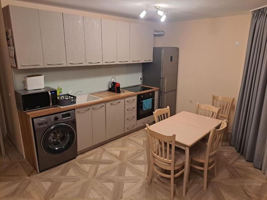 Markapart 3 - Apartment In Downtown רוסה מראה חיצוני תמונה